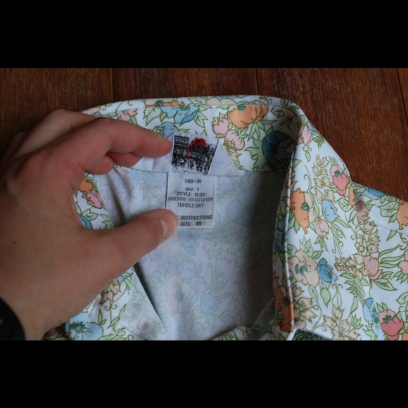 Vintage Sears "the shirt" in floral pattern - Picture 3 of 6